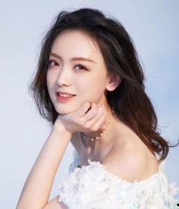 国产水管工灵儿在线,匠心独运，守护家园的守护者